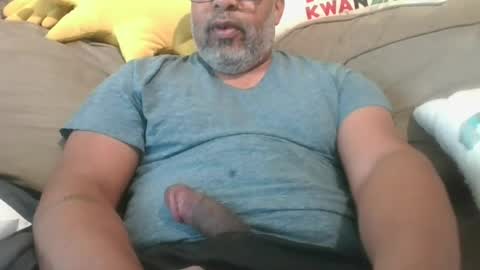 Snapshot of shy333 chatting on 06/17/26, 01:34 SHY333 online show from 06/17/26, 01:34