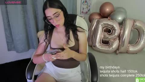 Nahomy online show from 01/18/25, 01:52