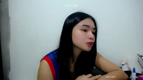 Snapshot of shy_innocent_girl chatting on 07/17/26, 02:24 shy_innocent_girl online show from 07/17/26, 02:24