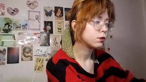 Milena online show from 10/11/25, 12:15