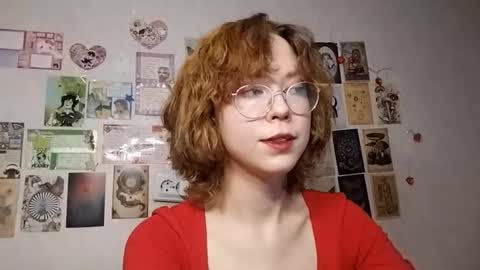 Milena online show from 10/20/25, 01:11