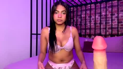 shy_nala online show from 05/19/26, 09:21