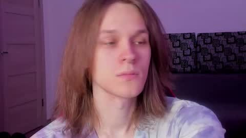 Mark online show from 10/08/25, 09:51