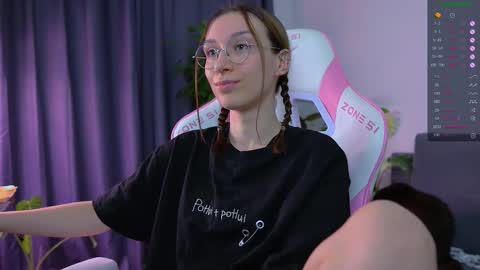 Snapshot of shy_or_horny chatting on 01/14/26, 03:12 HI i am Marcy online show from 01/14/26, 03:12