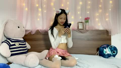 shy_pink_doll online show from 05/31/26, 06:09