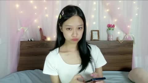 Snapshot of shy_pink_doll chatting on 08/04/26, 01:20 shy_pink_doll online show from 08/04/26, 01:20