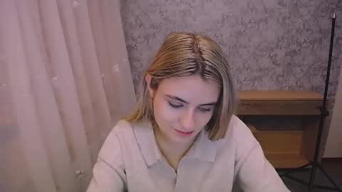 shy_sabrina_ online show from 12/31/24, 11:20