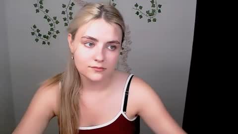 Snapshot of shy_sabrina_ chatting on 06/30/26, 12:39 shy_sabrina_ online show from 06/30/26, 12:39
