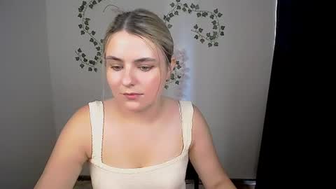Snapshot of shy_sabrina_ chatting on 08/04/26, 01:36 shy_sabrina_ online show from 08/04/26, 01:36