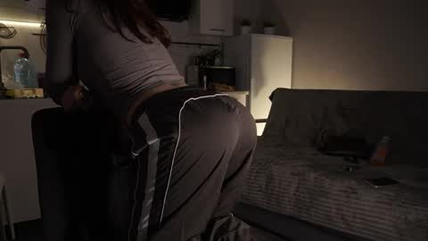 Akemi online show from 04/07/26, 04:07