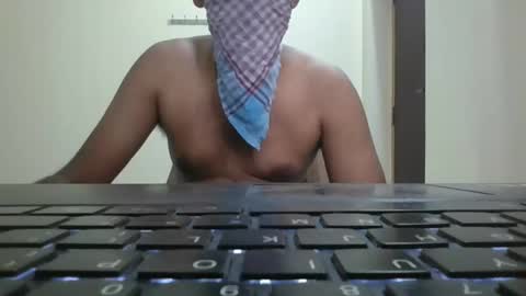 Snapshot of shyamsundr619 chatting on 01/19/25, 04:33 SHYAM online show from 01/19/25, 04:33