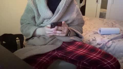 shyboy0533 online show from 11/09/25, 07:01