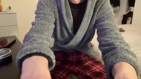 shyboy0533 online show from 01/16/26, 08:57