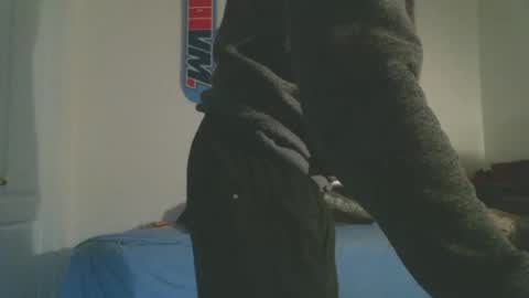 shyboyhugecum2020 online show from 04/11/26, 03:22