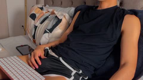 shydude666 online show from 12/17/25, 07:31