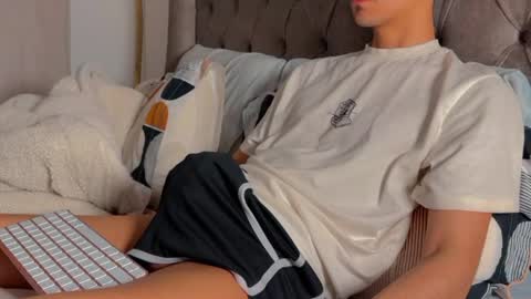 shydude666 online show from 02/07/26, 11:08