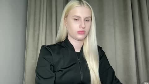 Shy Fox online show from 04/21/26, 06:55