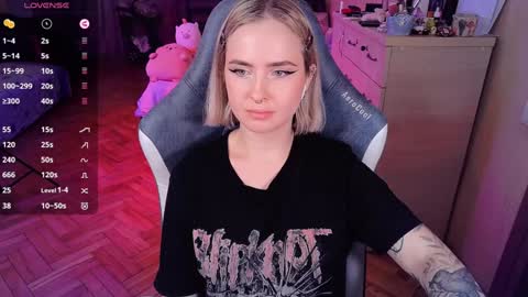 Effie online show from 01/24/25, 10:41