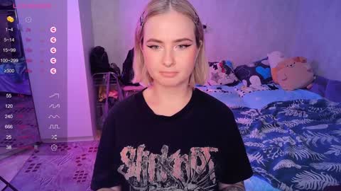 Effie online show from 02/04/25, 01:13