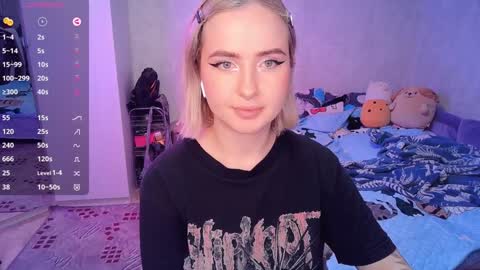 Effie online show from 02/06/25, 12:33