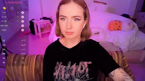 Effie online show from 03/05/25, 11:06