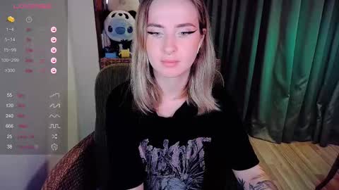 Effie online show from 09/12/25, 05:29