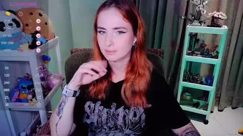 Effie online show from 04/17/26, 02:31