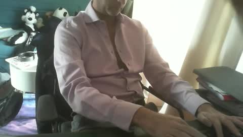 shyfrenchcock online show from 11/12/25, 09:53