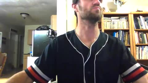 Snapshot of shyguy9387 chatting on 01/19/25, 04:33 shyguy9387 online show from 01/19/25, 04:33