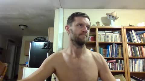 Snapshot of shyguy9387 chatting on 03/06/25, 03:02 shyguy9387 online show from 03/06/25, 03:02