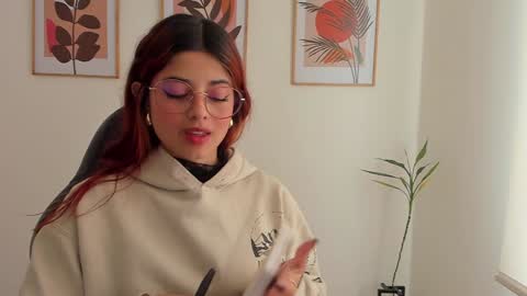 Snapshot of shylittlebunny chatting on 01/27/25, 07:13 shylittlebunny online show from 01/27/25, 07:13