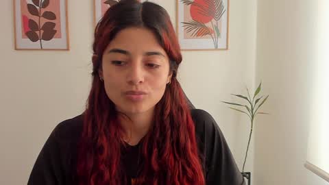 Snapshot of shylittlebunny chatting on 02/07/25, 06:56 shylittlebunny online show from 02/07/25, 06:56