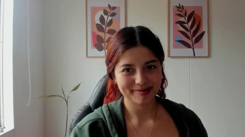 Snapshot of shylittlebunny chatting on 02/03/26, 04:34 shylittlebunny online show from 02/03/26, 04:34