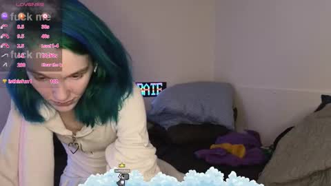 Hippie online show from 03/16/26, 04:33