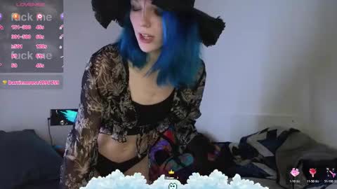 Hippie online show from 03/23/26, 09:19