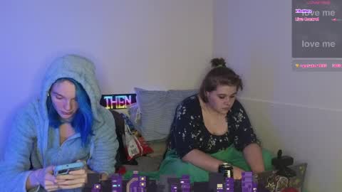 Hippie online show from 04/07/26, 06:58