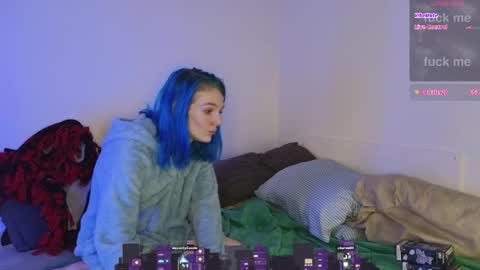 Hippie online show from 04/13/26, 04:45