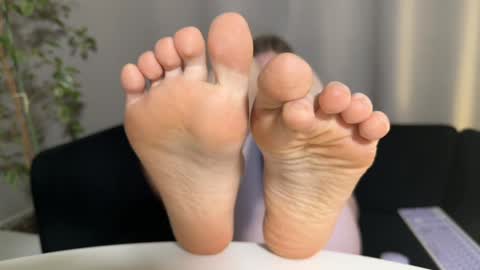 Amelia online show from 01/29/25, 10:11