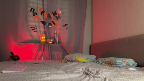 Amelia online show from 10/29/25, 07:15