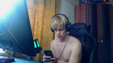 Tom and Betty online show from 04/09/26, 06:19