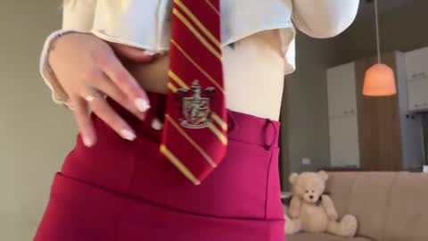 Snapshot of shyrubate chatting on 03/06/25, 05:14 Aurora online show from 03/06/25, 05:14