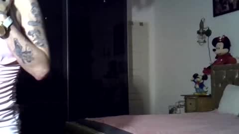 Nina online show from 05/05/26, 09:12