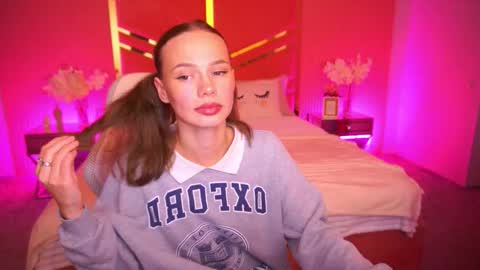 shyysiren online show from 10/07/25, 02:58