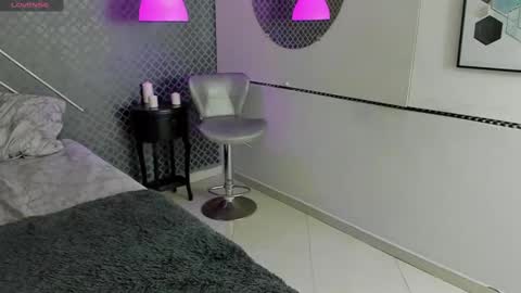 Snapshot of sia_roose chatting on 09/23/25, 03:42 Sia online show from 09/23/25, 03:42