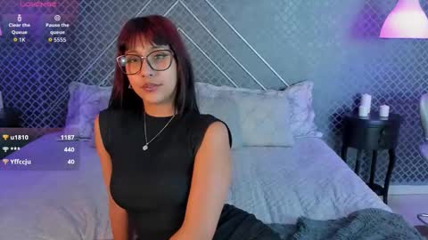 Snapshot of sia_roose chatting on 10/28/25, 07:38 Sia online show from 10/28/25, 07:38