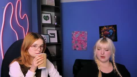 siana_ruby online show from 04/15/26, 07:58