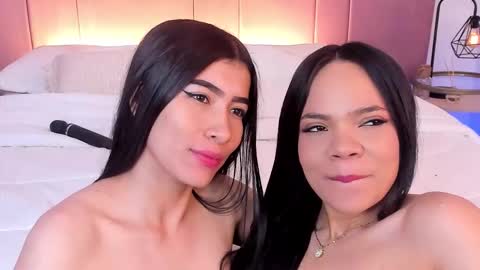 Siara and Zoe tattoo online show from 03/16/26, 10:36