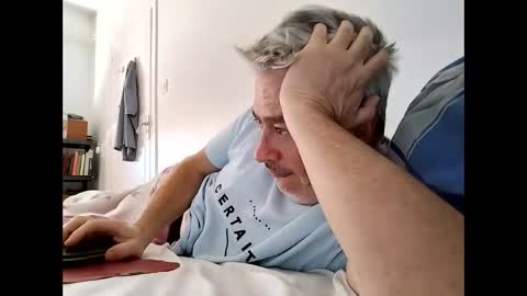 sibemolx online show from 10/18/25, 01:45