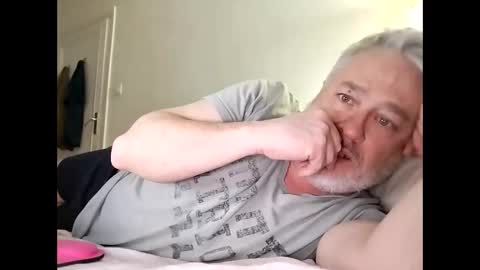 sibemolx online show from 04/19/26, 12:11