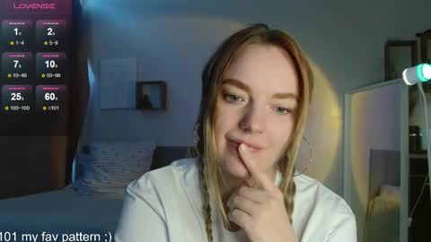 Snapshot of siberian_girl_ chatting on 03/07/26, 01:57 Eva online show from 03/07/26, 01:57